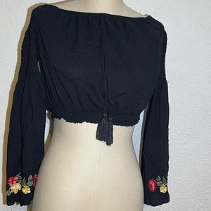 L.A hearts women’s black crop top blouse size medium